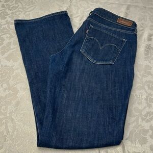Levi’s “Demi Curve” skinny boot jeans Size 30. Women’s.